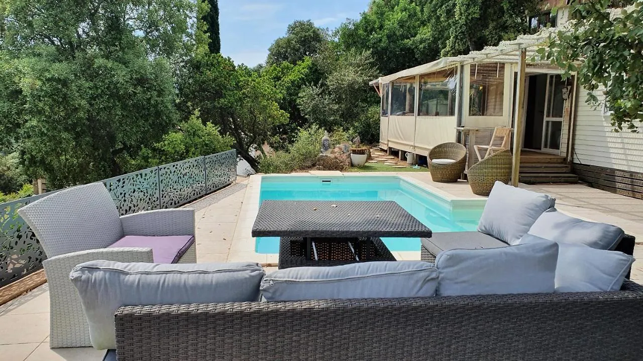 Mon Petit Eden location